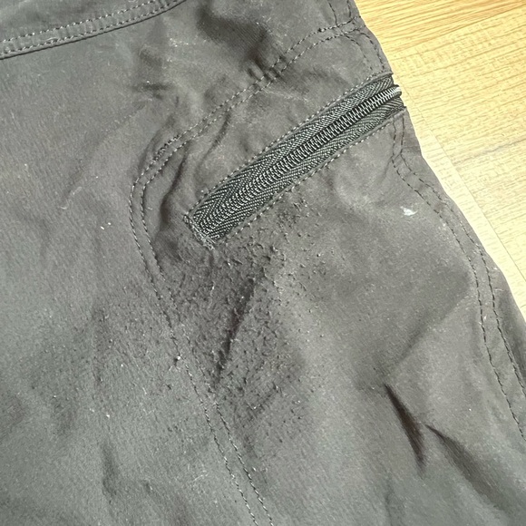 Patagonia women’s board shorts - Picture 4 of 7